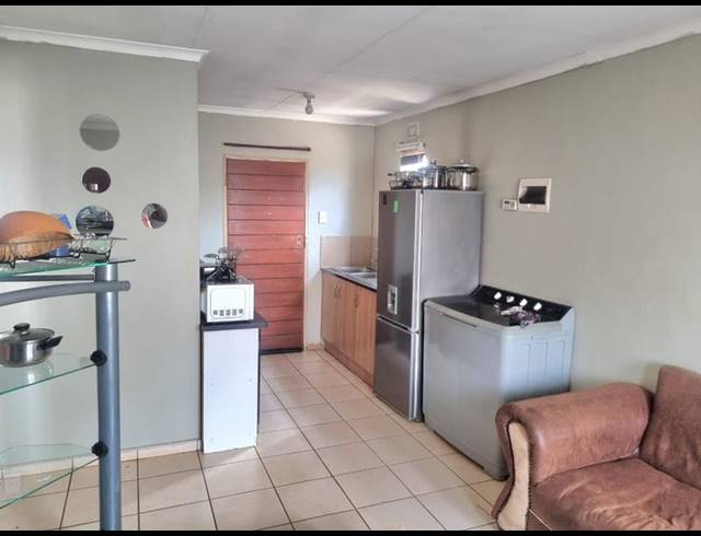 2 BEDROOM HOUSE FOR SALE IN SKY CITY